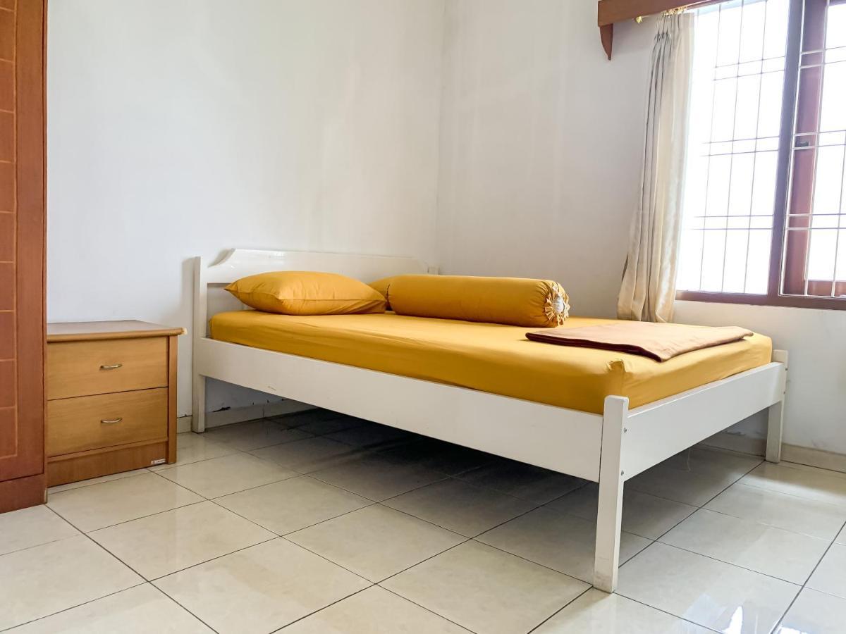 Beranda Istirahat Villa 4Br At Galaxy Resort Puncak Cikundul Exterior foto